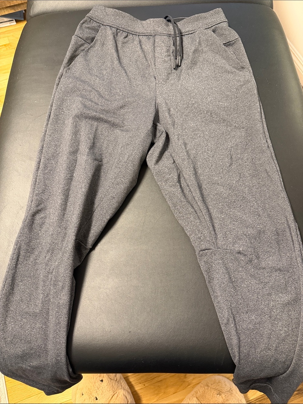 Men's LULULEMON Gray Athletic Jogger Pants - Comfortable Everyday Fit